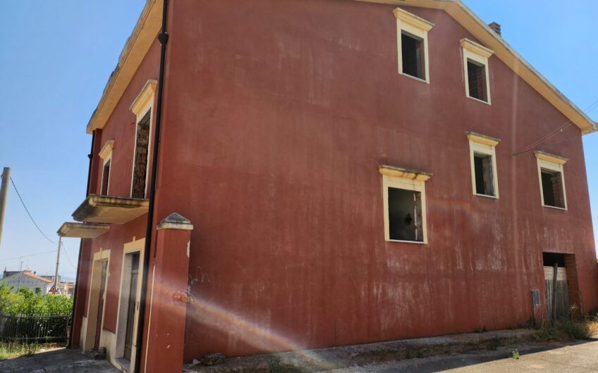Villa singola in vendita a Ururi