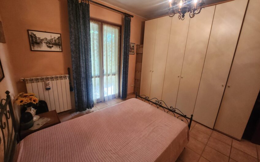 TERMOLI: Villa tri-familiare a colle della torre