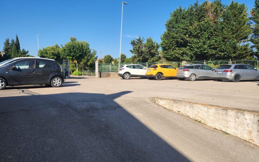 🏡 Serracapriola – Appartamento con Maxi Garage