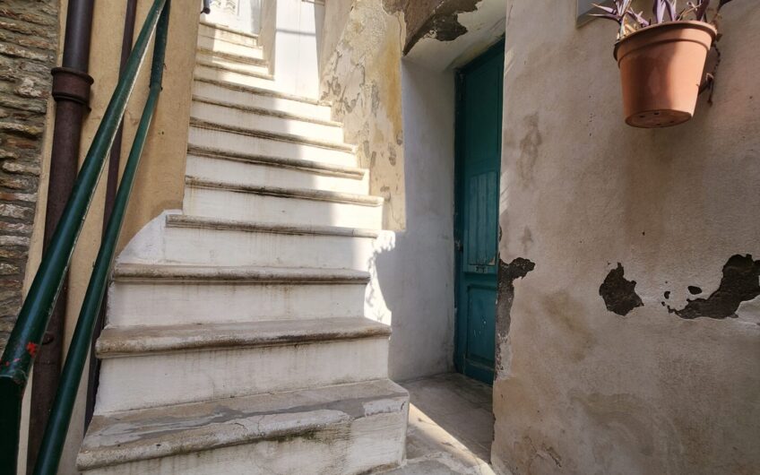 🏛️ Borgo Antico di Termoli – Unità Indipendente da Ristrutturare (Ideale Investimento/B&B)