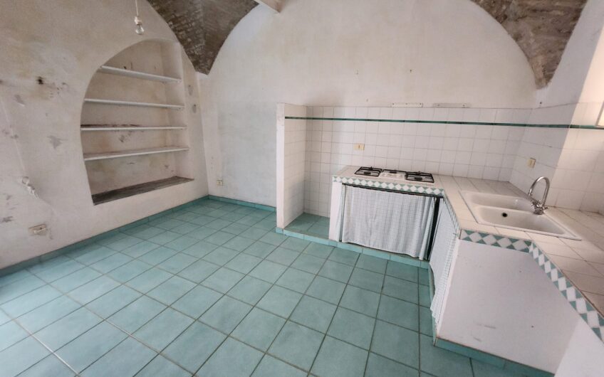 🏛️ Borgo Antico di Termoli – Unità Indipendente da Ristrutturare (Ideale Investimento/B&B)