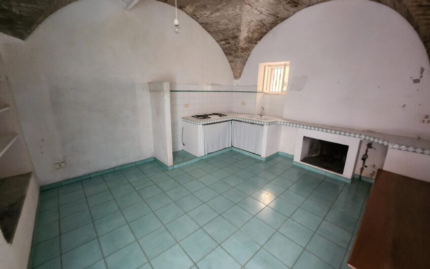 🏛️ Borgo Antico di Termoli – Unità Indipendente da Ristrutturare (Ideale Investimento/B&B)