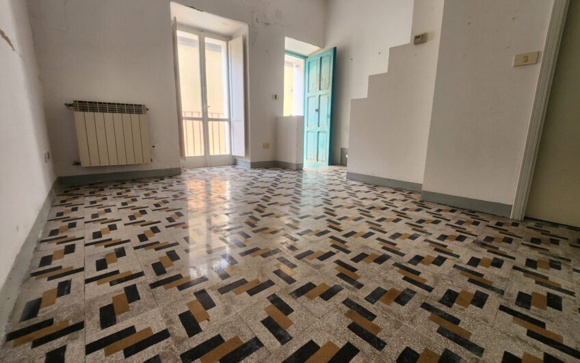 🏛️ Borgo Antico di Termoli – Unità Indipendente da Ristrutturare (Ideale Investimento/B&B)