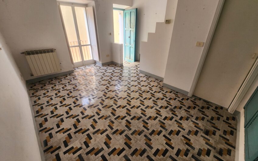 🏛️ Borgo Antico di Termoli – Unità Indipendente da Ristrutturare (Ideale Investimento/B&B)