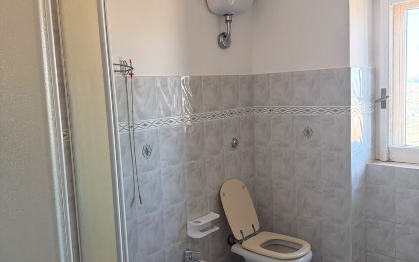 🏡 Ferrazzano: Ampio Quadrilocale panoramico in vendita al Centro