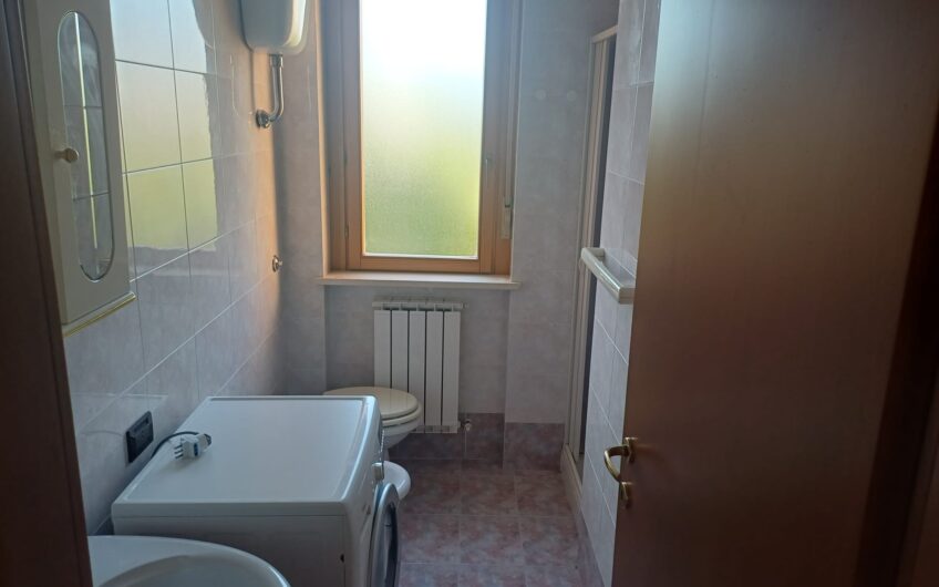 🏠 LUMINOSO APPARTAMENTO CON TERRAZZO VISTA MARE – QUARTIERE COLLE MACCHIUZZO