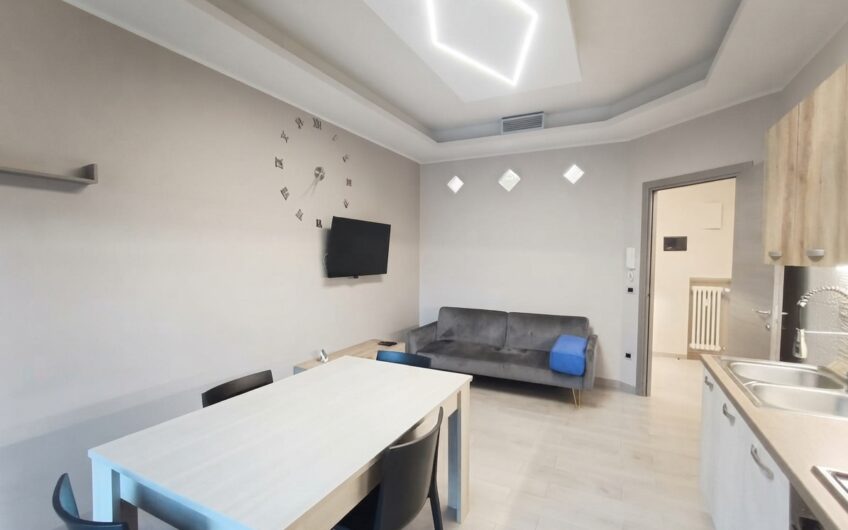🏡Luminoso Trilocale Ristrutturato nel Cuore di Campobasso con Balcone e Cantina