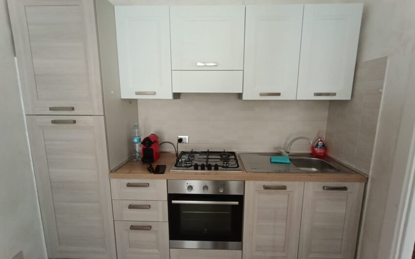 📍 Campobasso Via del Castello – Elegante Bilocale Arredato con Terrazzo Abitabile
