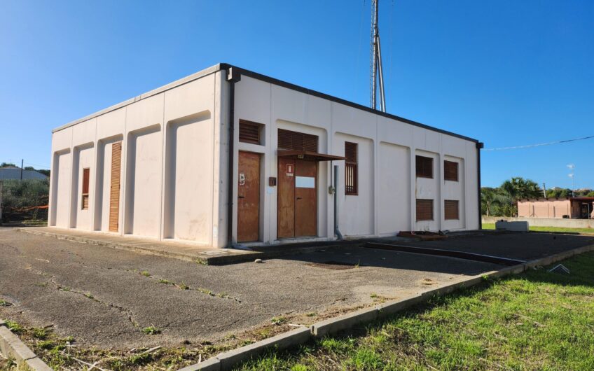 📍 TERMOLI (CB) – FABBRICATO INDIPENDENTE D/1 CON PIAZZALE DI 1.700 MQ