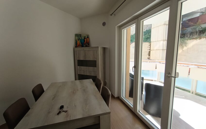 📍 Campobasso Via del Castello – Elegante Bilocale Arredato con Terrazzo Abitabile